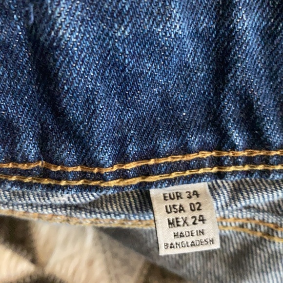 ZARA Trafaluc Denim Jean Shorts Size 2 - Picture 5 of 6